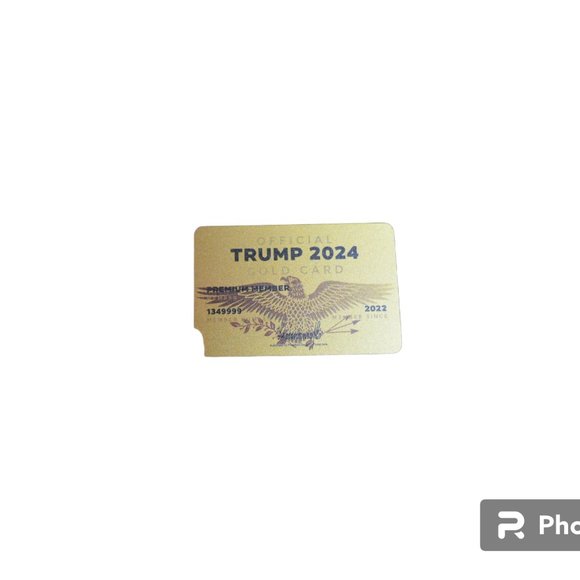 Collectible Memorable Official Gold Card TRUMP 2024 ~ 3' x 2' PREMIUM MEMBER - Picture 3 of 6